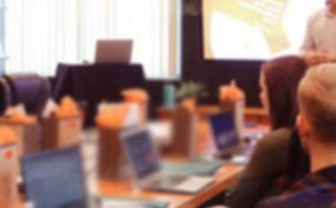 学会感恩，与爱同行演讲稿